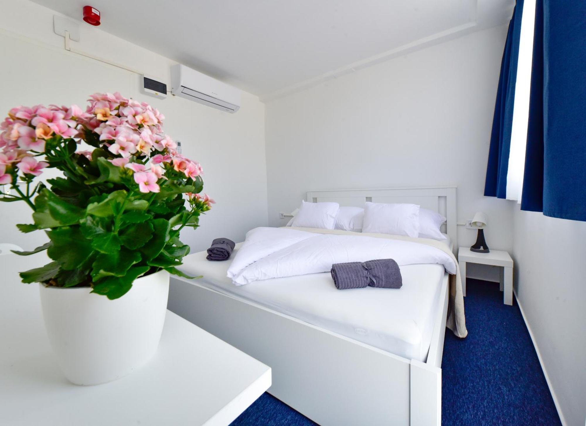 Zama Hotel Zamárdi Zewnętrze zdjęcie